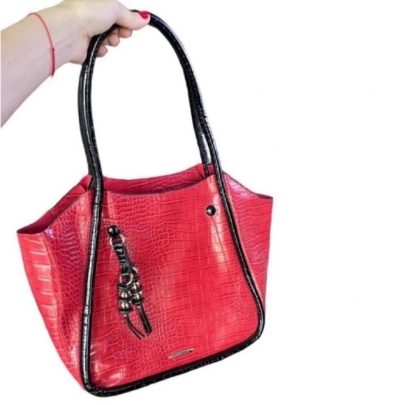 AMERI MODE Red/Black Tote Bag - Picture 9 of 10